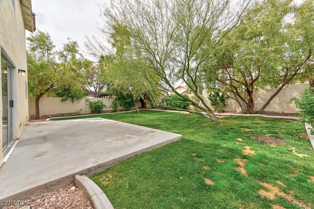 6113 Breeders Cup Street Property Photo 37
