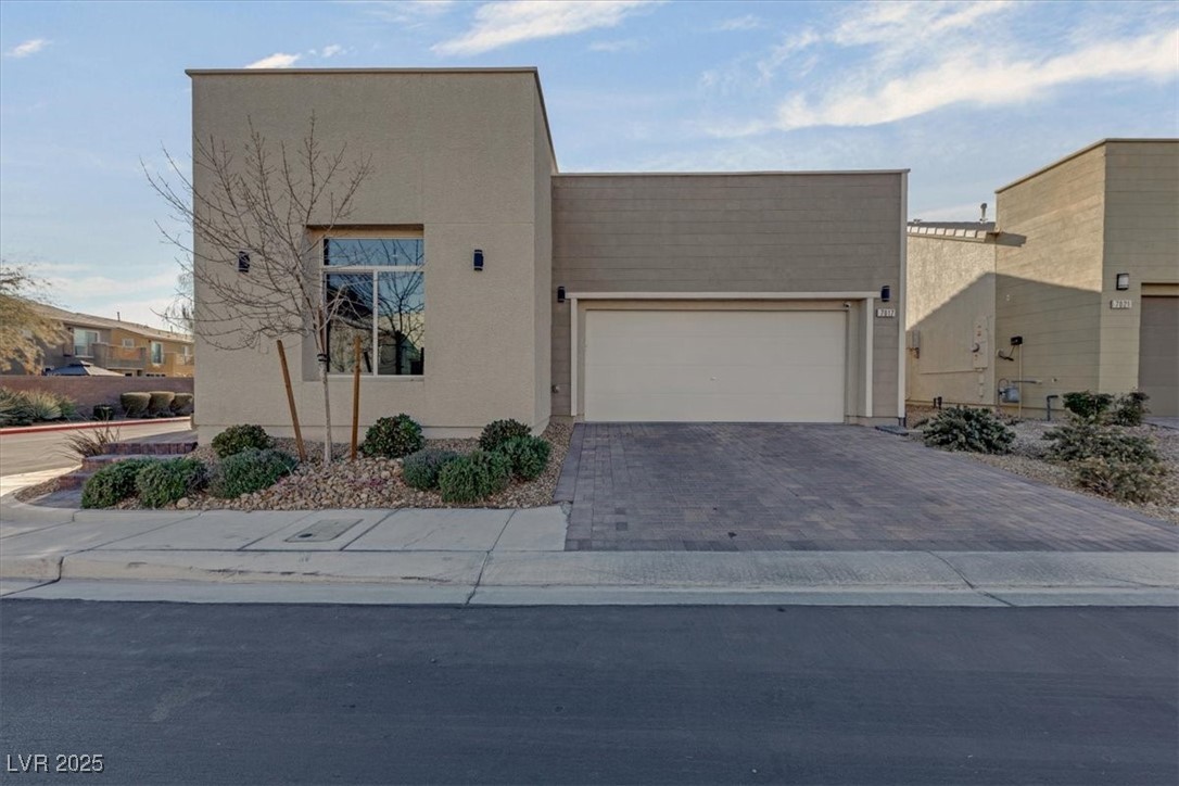 7017 Solana Ridge Drive Property Photo 1