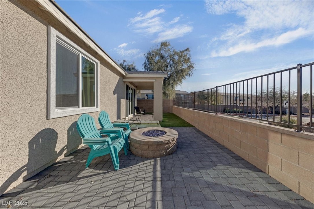 7017 Solana Ridge Drive Property Photo 4