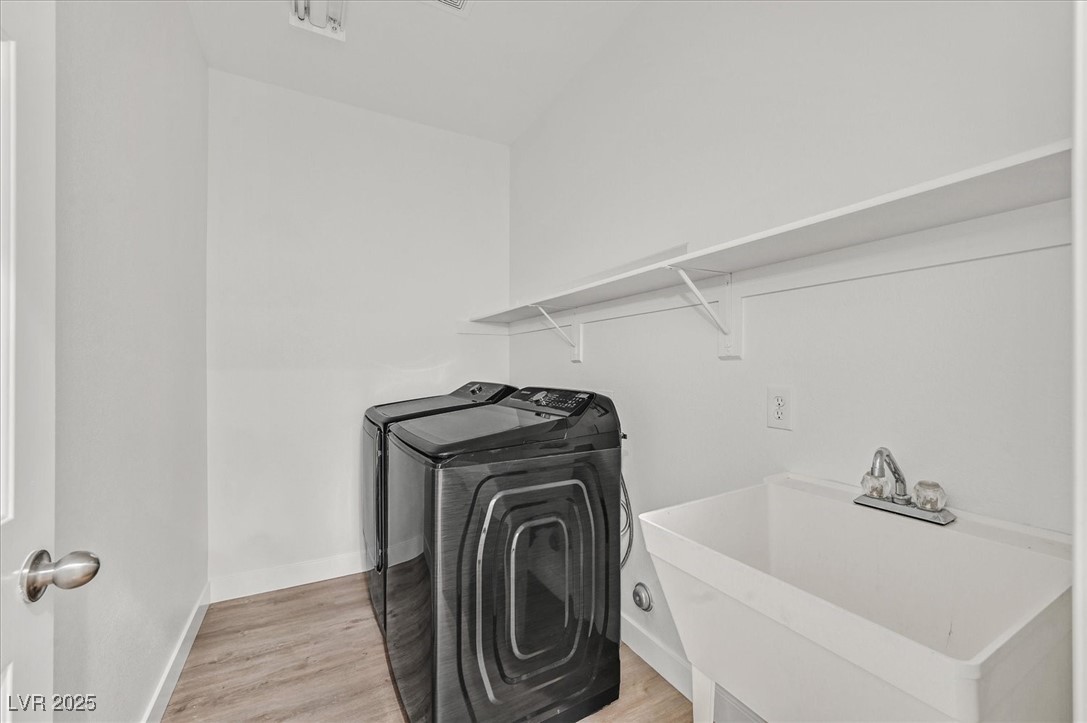 2812 Dotted Wren Avenue Property Photo 19