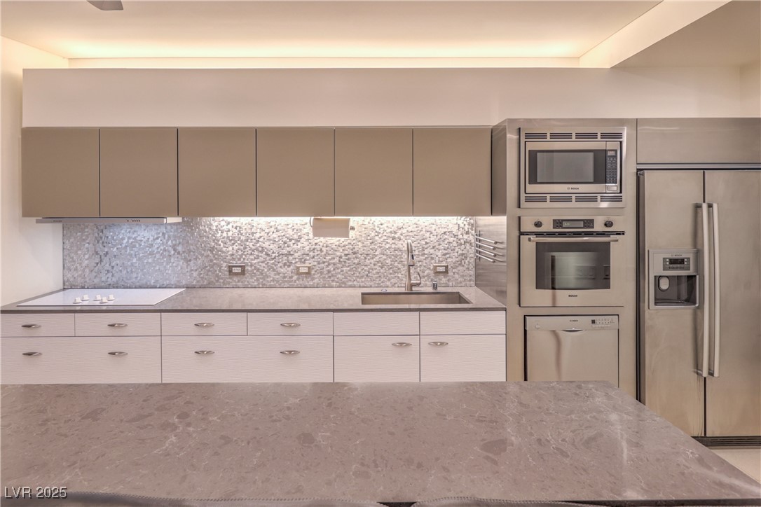 3726 Las Vegas Boulevard 1002 Property Photo 4