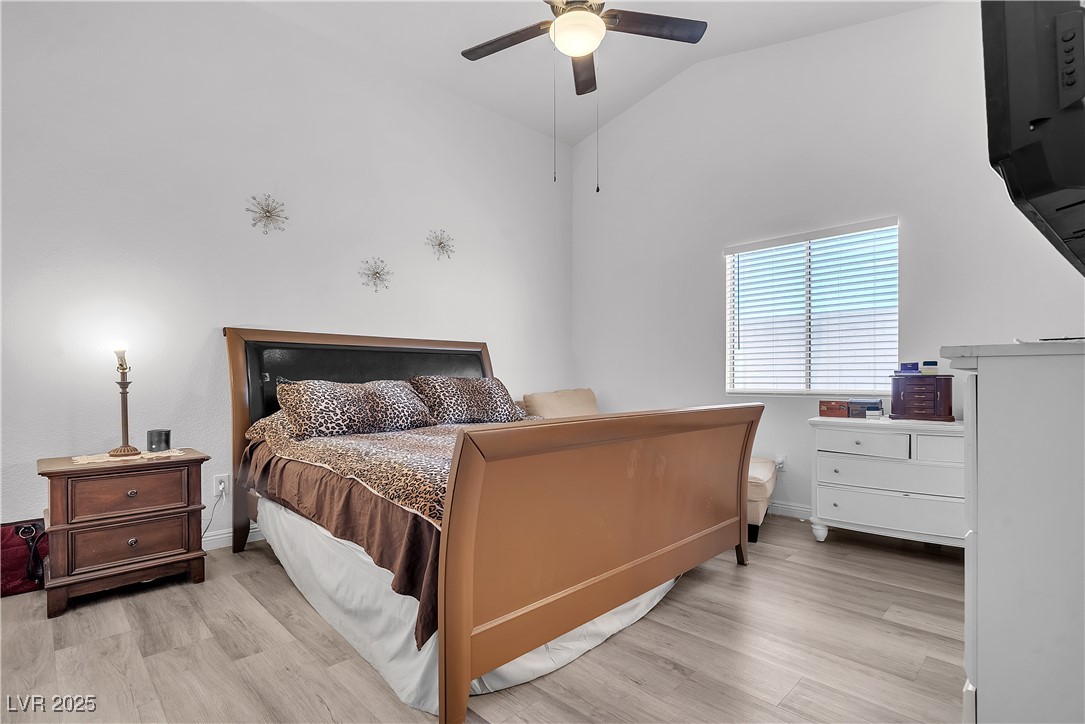 2419 Country Valley Court Property Photo 21