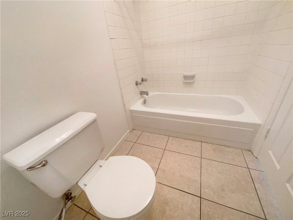 2386 Pickwick Drive Property Photo 32