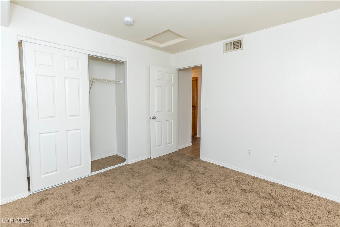 4730 East Craig Road 2028 Property Photo 12