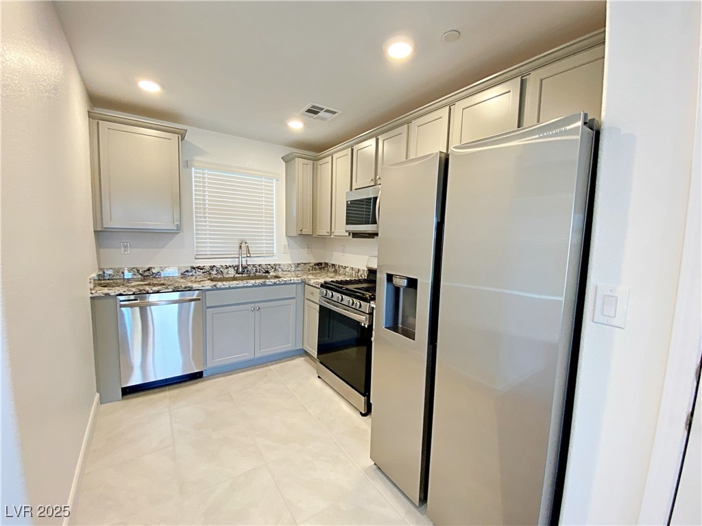 317 Bay Village Place Property Photo 5