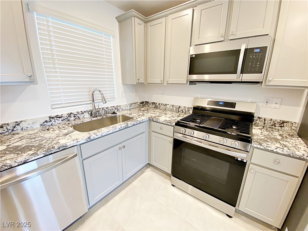 317 Bay Village Place Property Photo 7