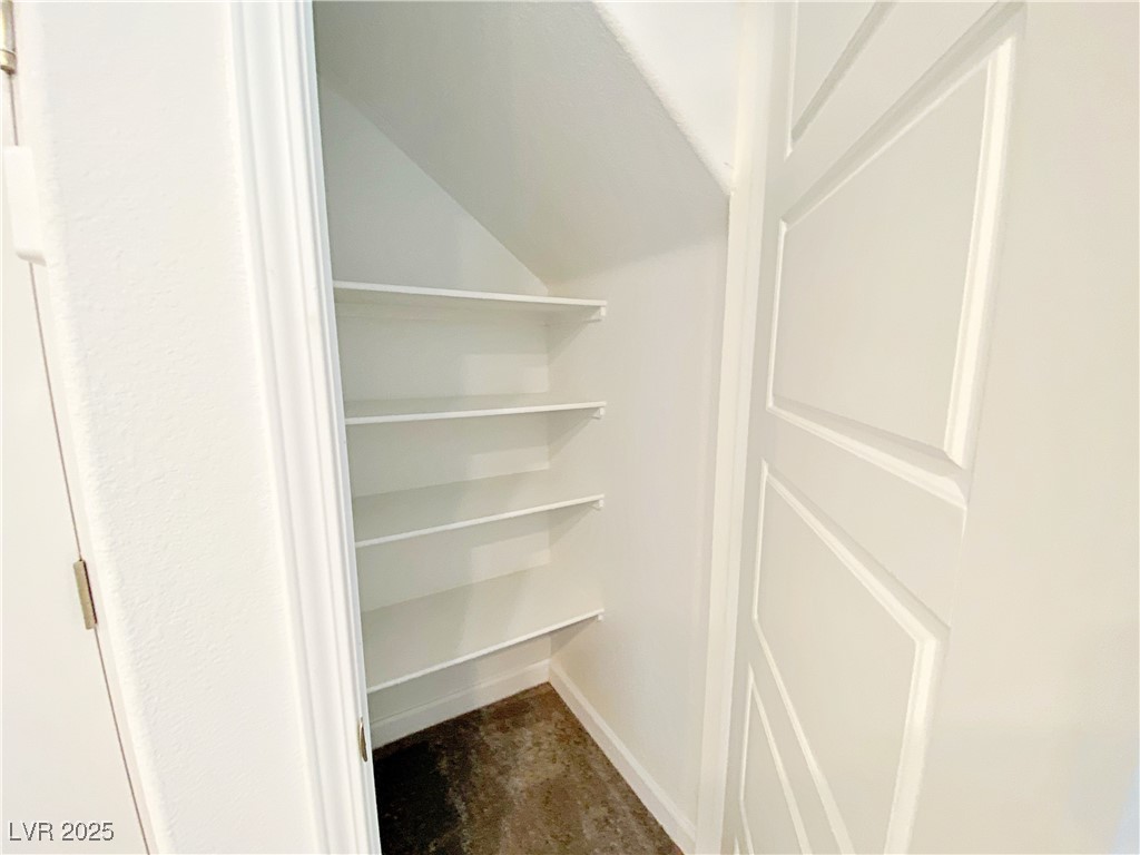 317 Bay Village Place Property Photo 8