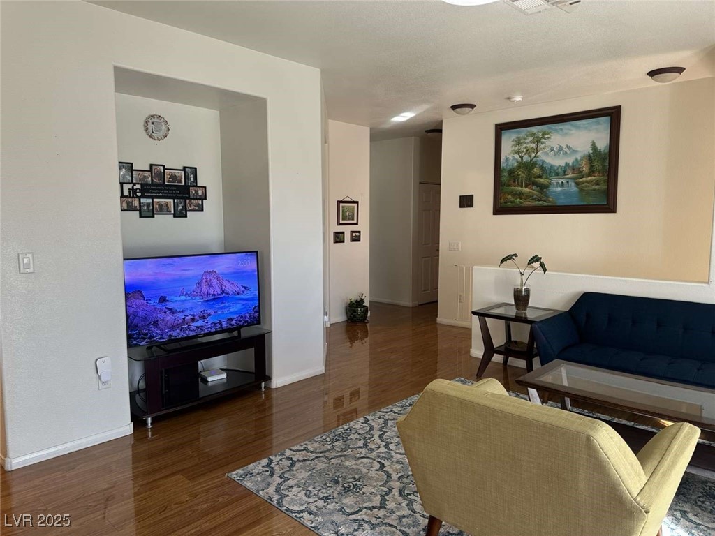 3810 Wiggins Bay Street 203 Property Photo 10