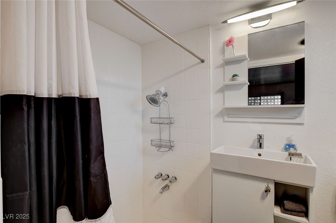 1558 Aztec Way Property Photo 44