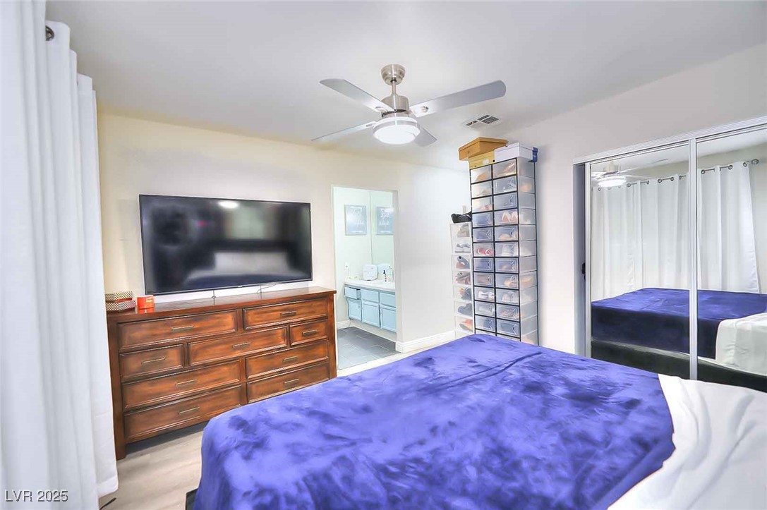 1574 Teardrop Street Property Photo 15