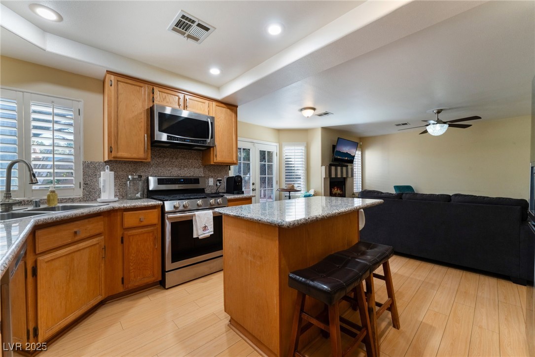 2112 Brighton Shore Street Property Photo 16