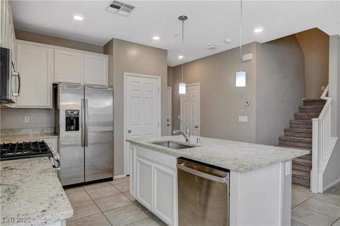 8486 Insignia Avenue 101 Property Photo 16