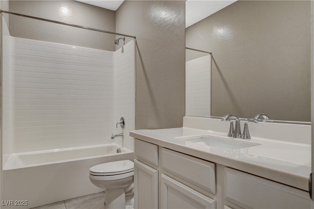 8486 Insignia Avenue 101 Property Photo 28