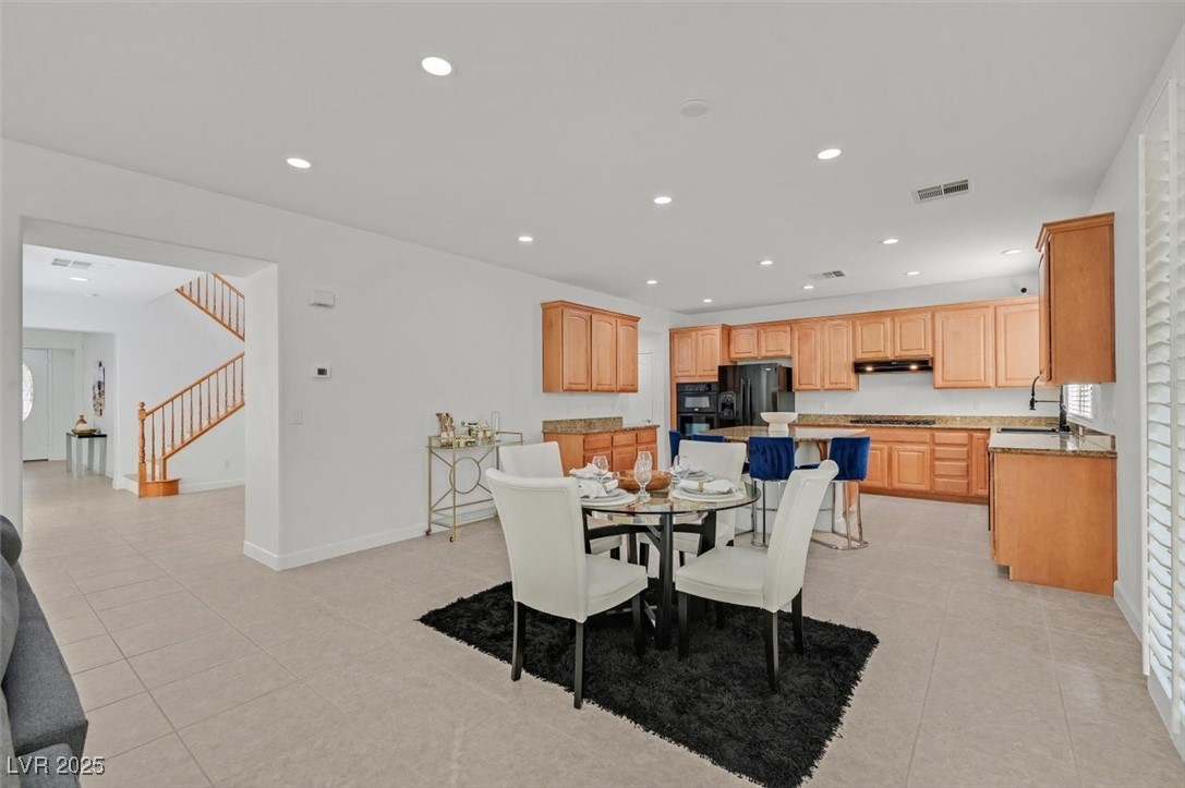 8212 Opal Falls Street Property Photo 5