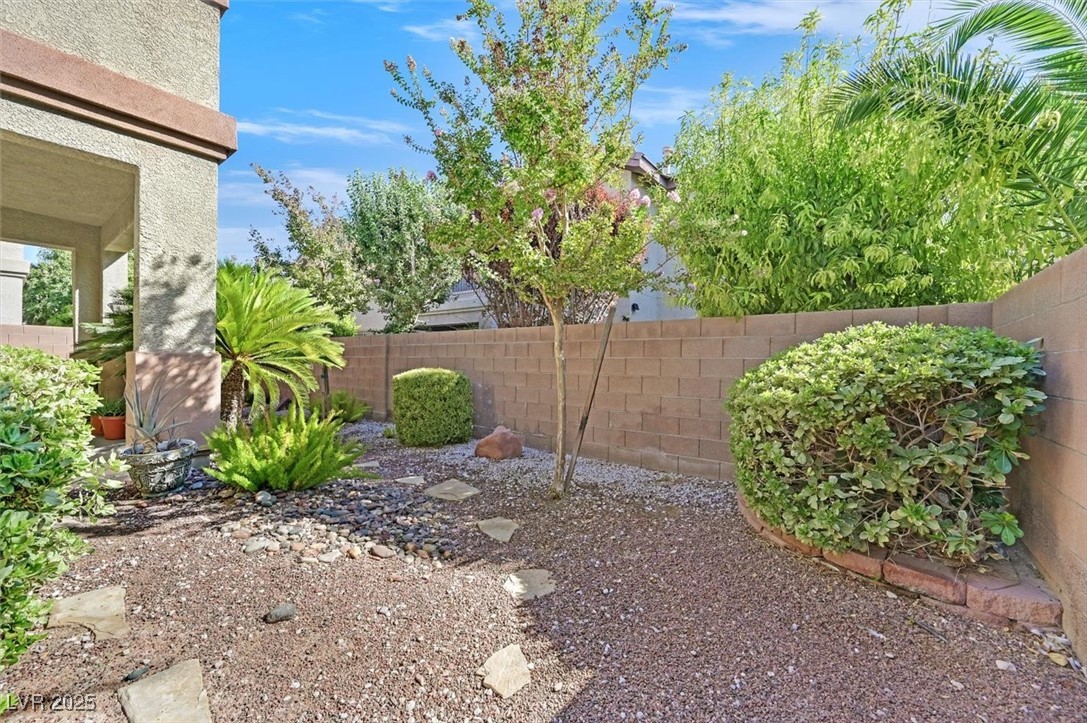 8212 Opal Falls Street Property Photo 31