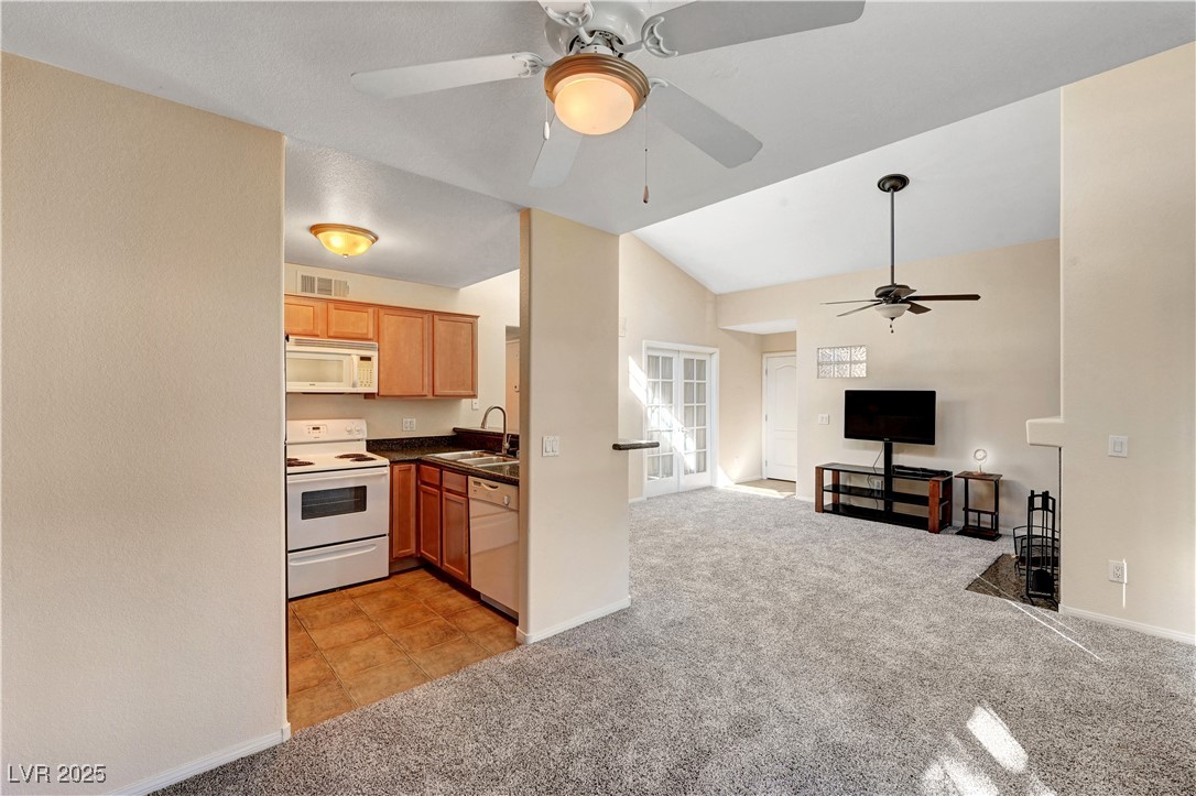 3145 East Flamingo Road 2122 Property Photo 13