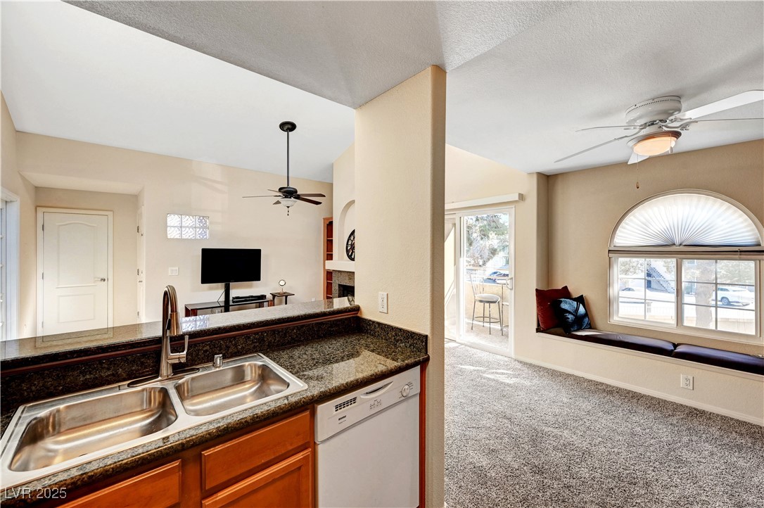 3145 East Flamingo Road 2122 Property Photo 15