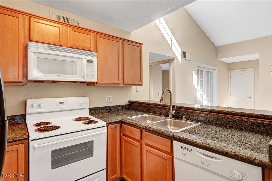 3145 East Flamingo Road 2122 Property Photo 17