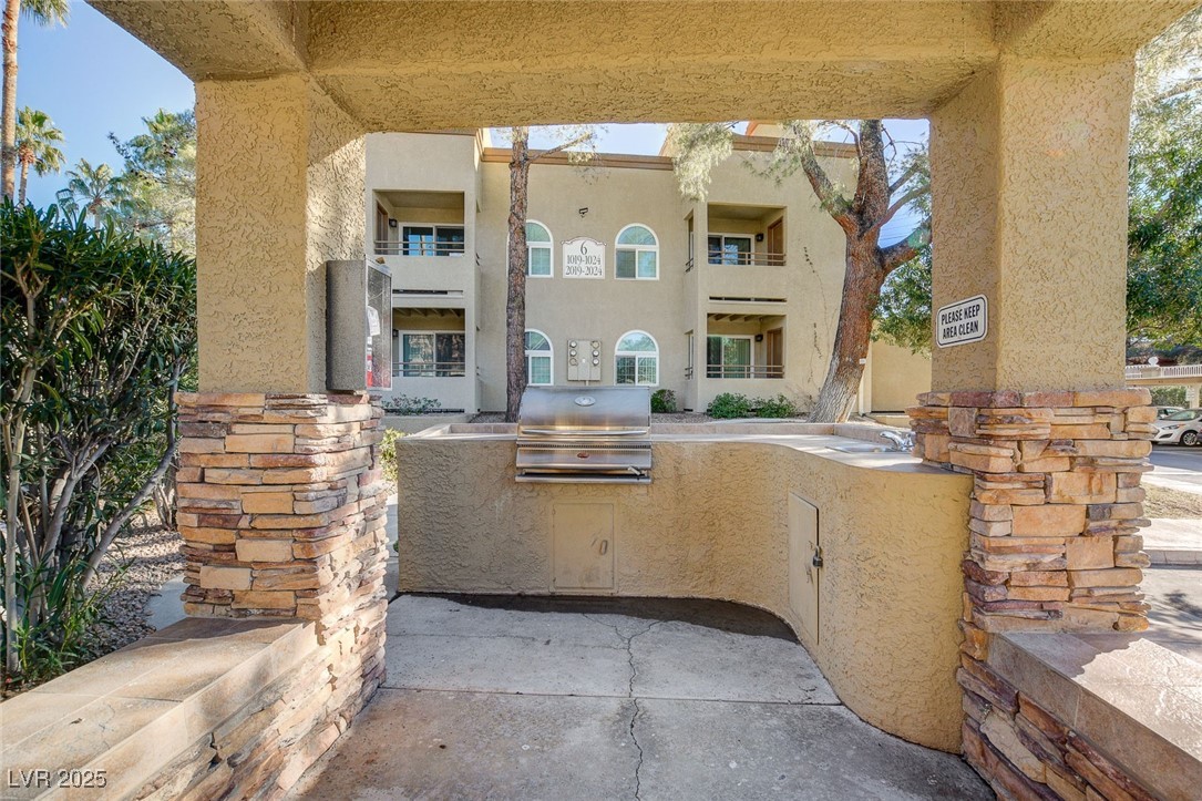 3145 East Flamingo Road 2122 Property Photo 31