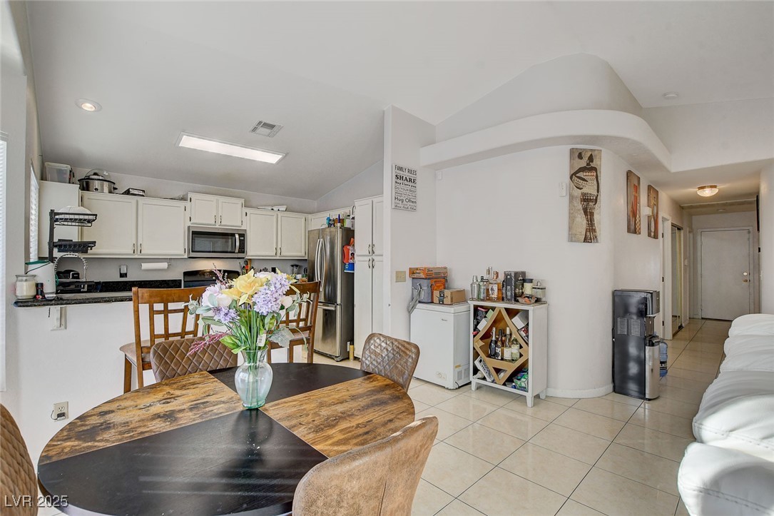 8113 Hercules Drive Property Photo 12