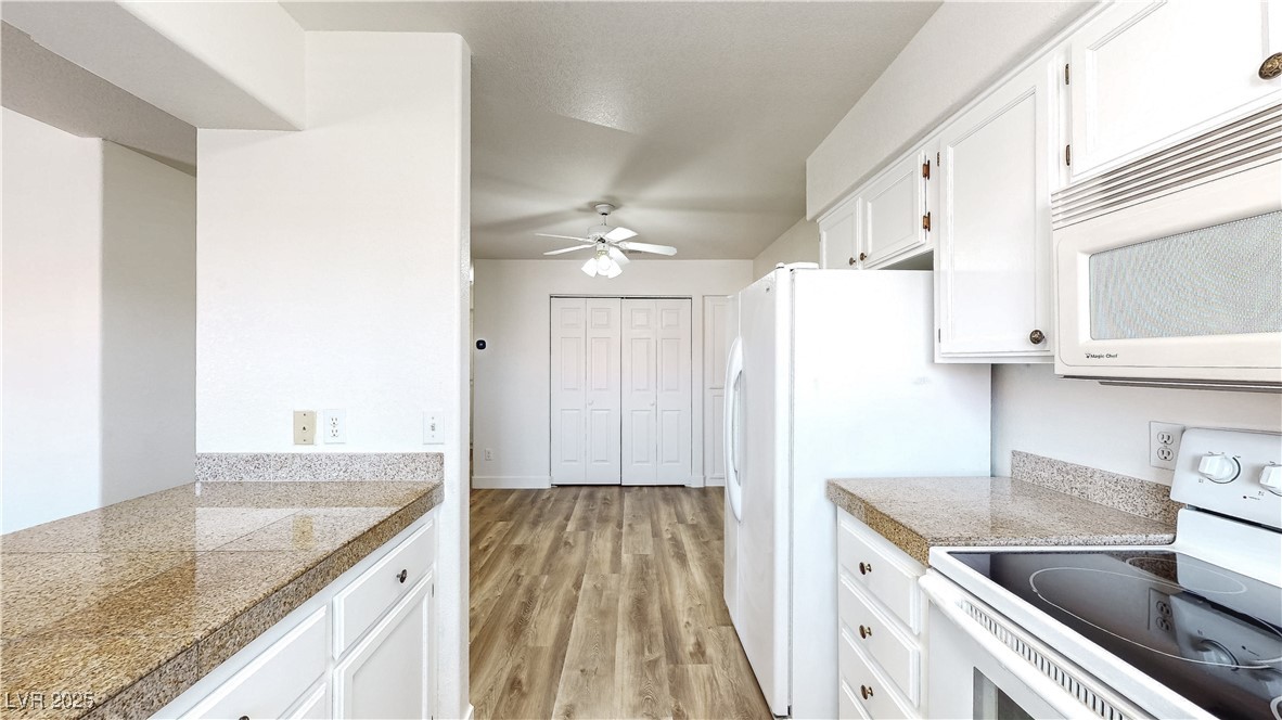 2725 South Nellis Boulevard 2197 Property Photo 10