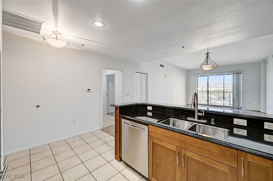 8255 South Las Vegas Bl Boulevard 718 Property Photo 16
