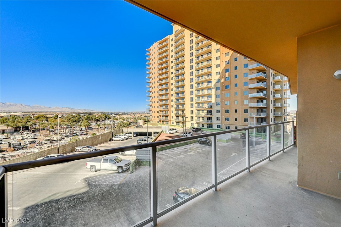 8255 South Las Vegas Bl Boulevard 718 Property Photo 23
