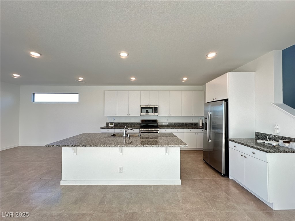 6932 Boulder Canyon Street Property Photo 6