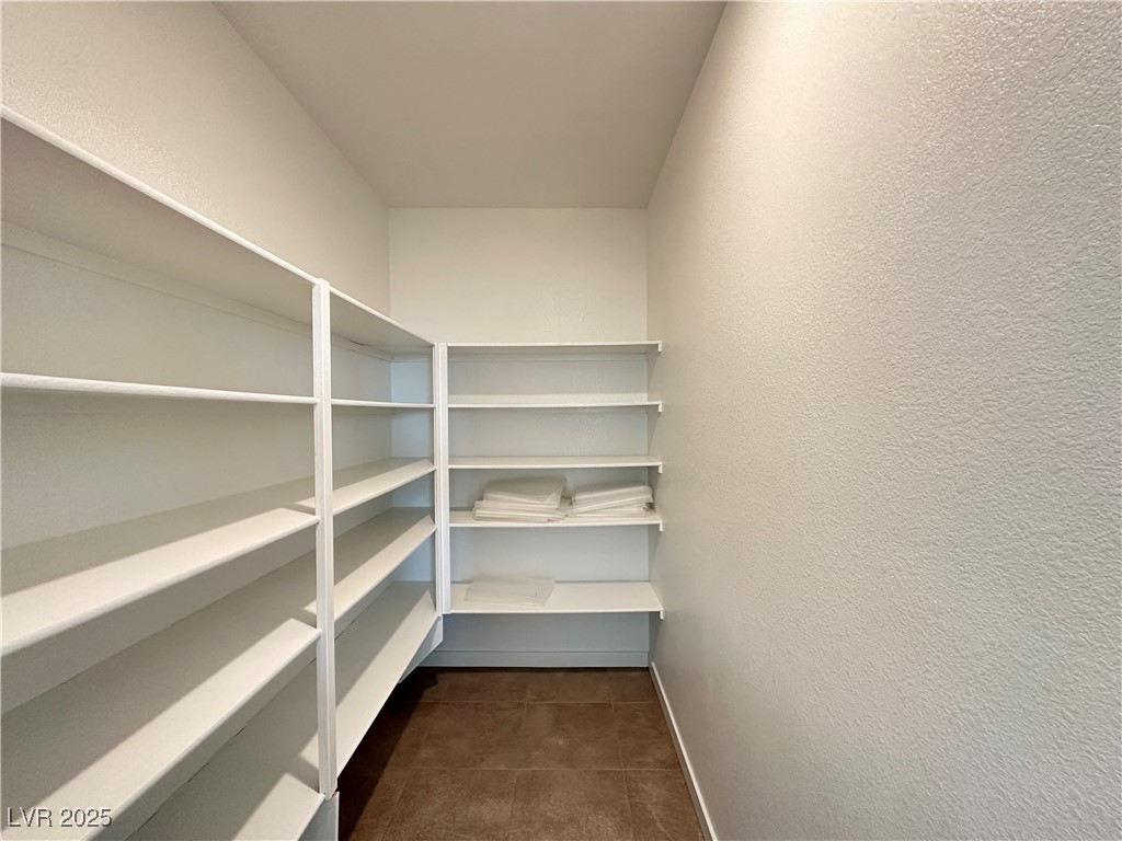 6932 Boulder Canyon Street Property Photo 9