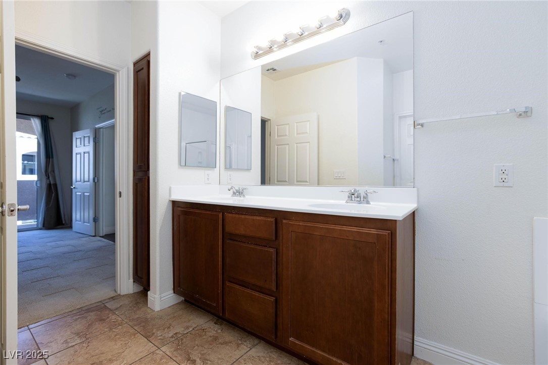 8777 West Maule Avenue 2134 Property Photo 21