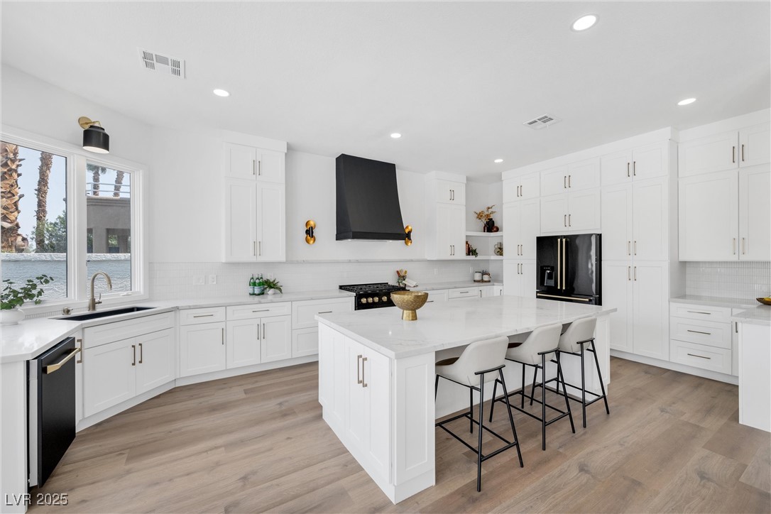 8924 Rainbow Ridge Drive Property Photo 1