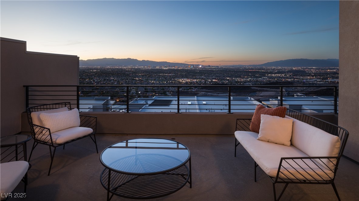 410 Tranquil Peak Court Property Photo 22