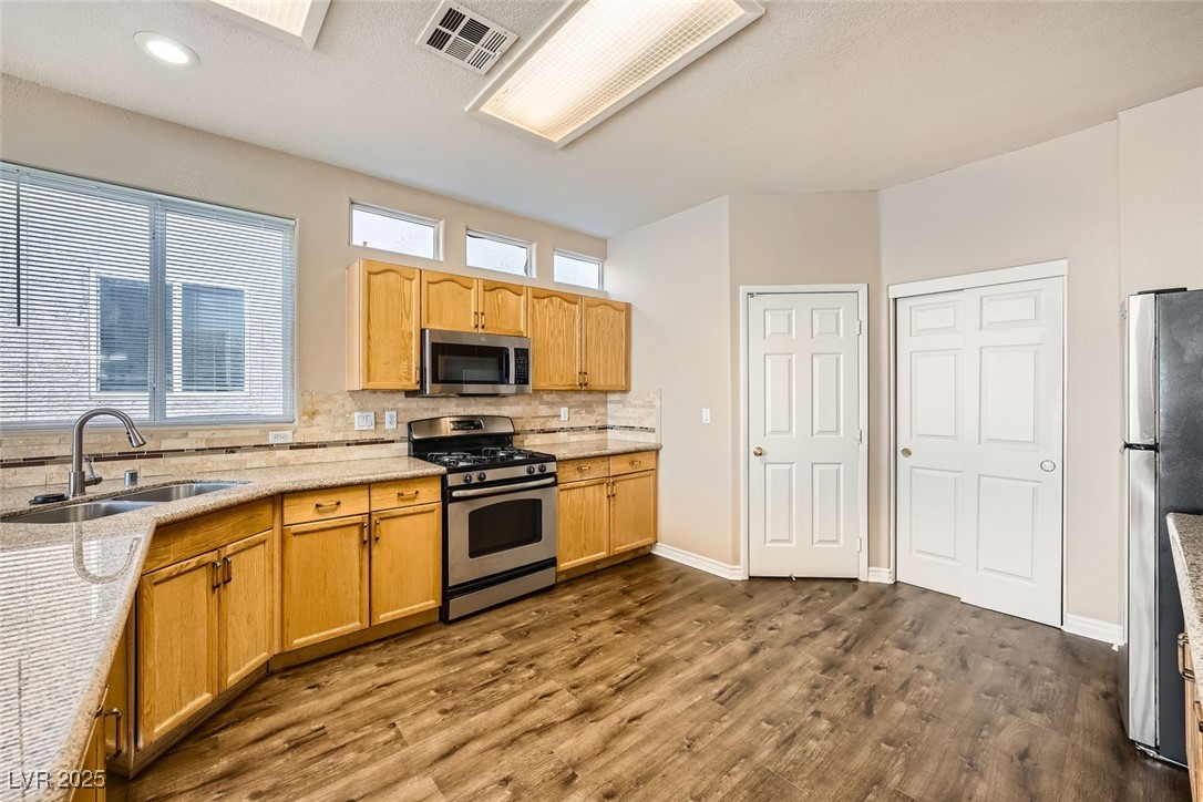 7808 License Street Property Photo 10