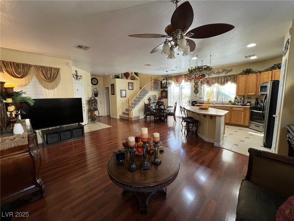 6329 Kitamaya Street Property Photo 8