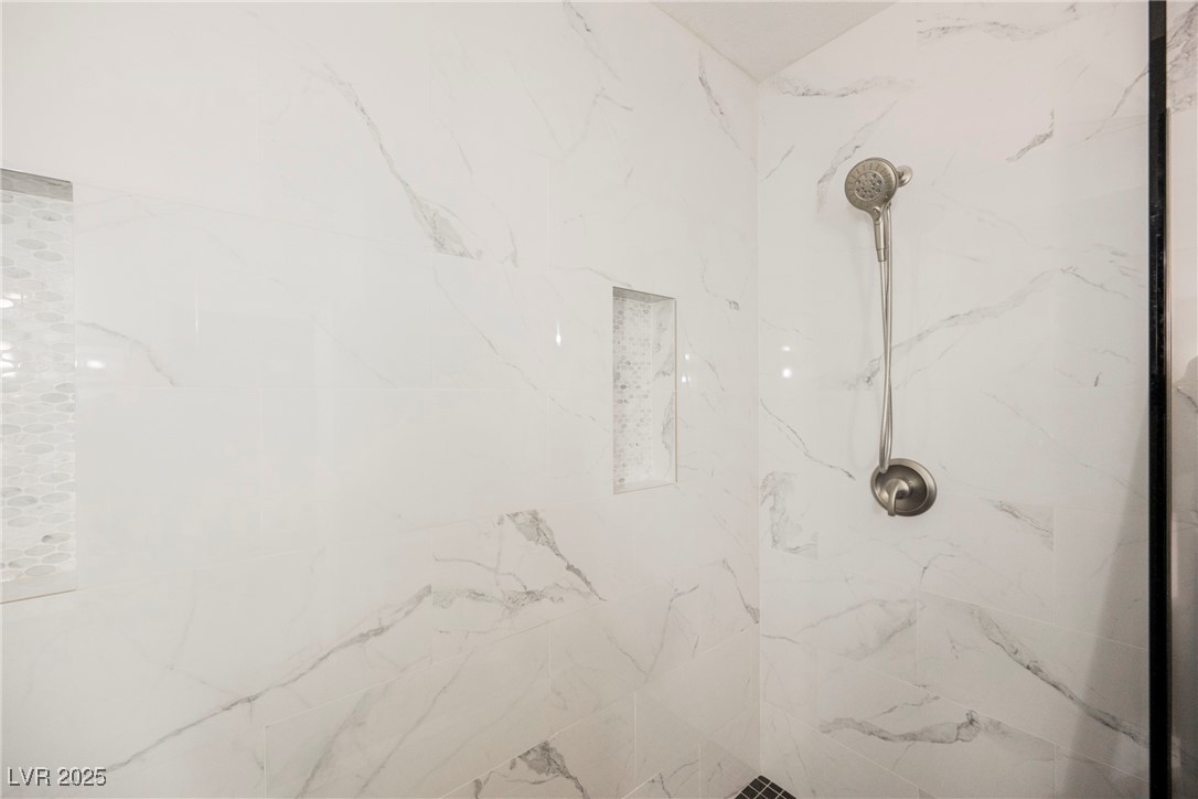 2050 West Warm Springs Road 811 Property Photo 54