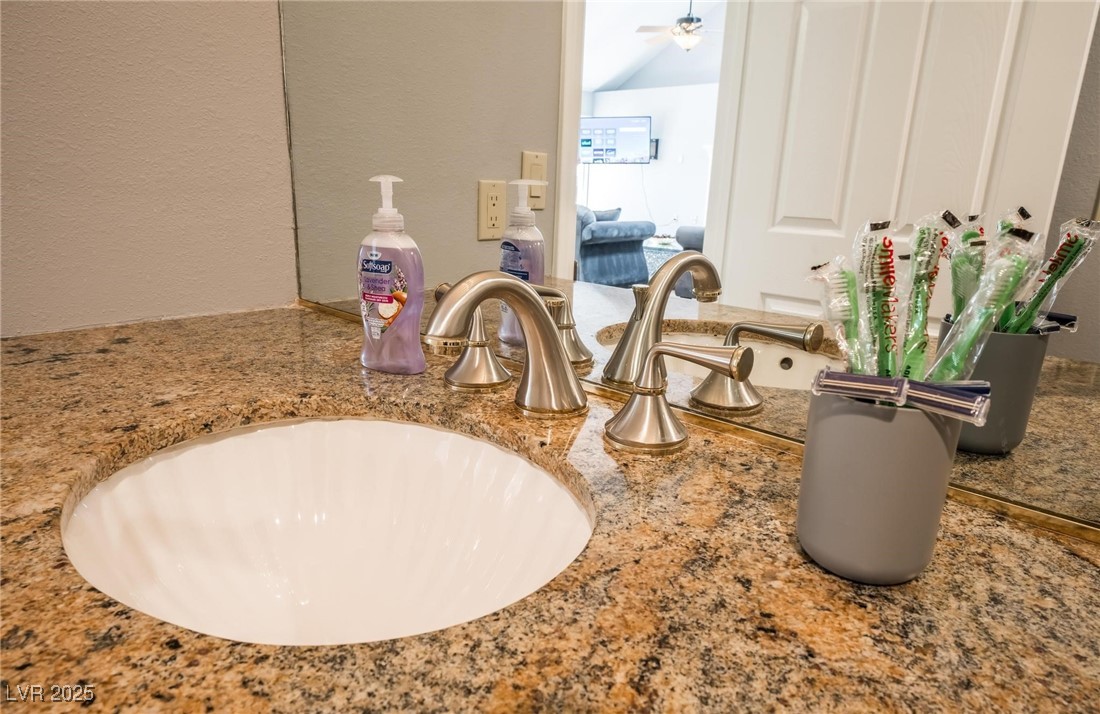 3003 La Mesa Drive Property Photo 65
