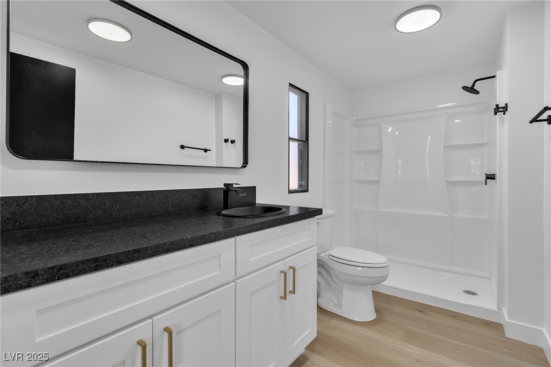 3020 Broadway Avenue Property Photo 11