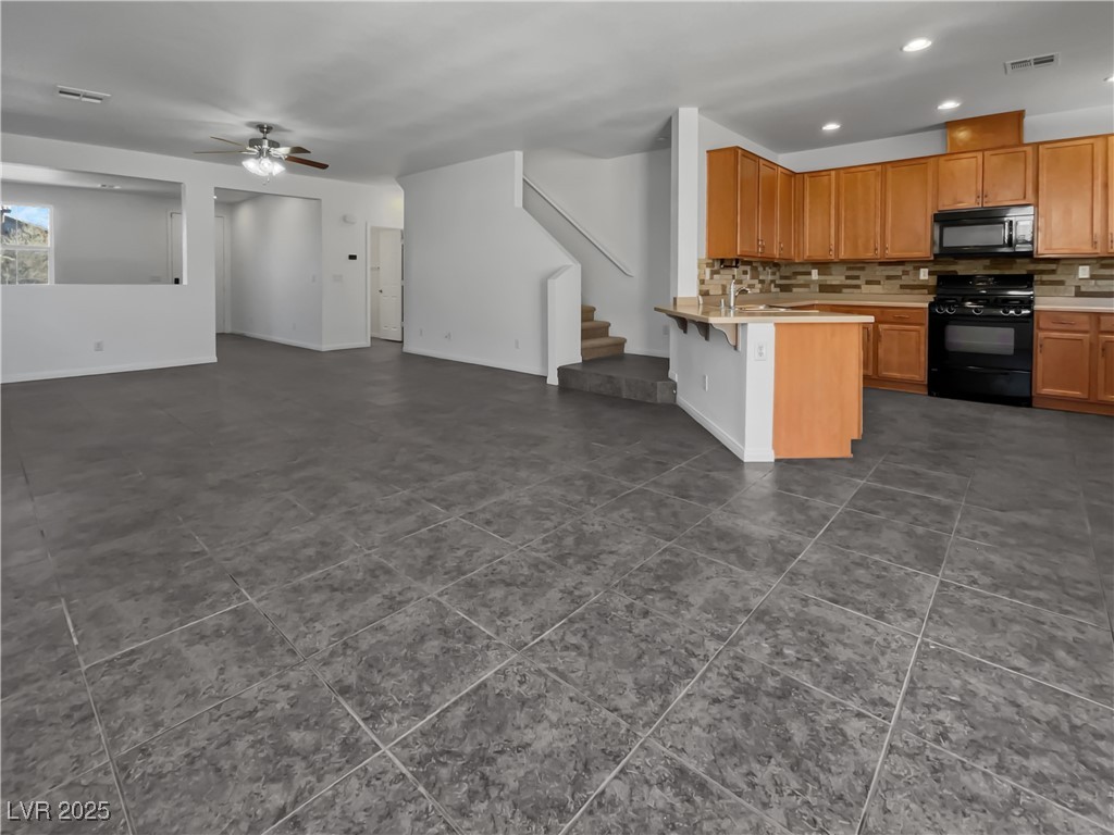 10375 Beallsville Street Property Photo 13
