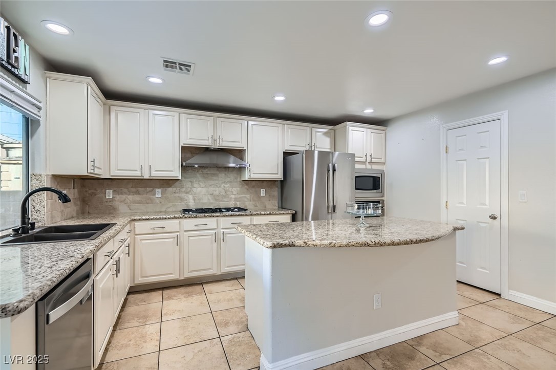 7337 Savannah Falls Street Property Photo 15