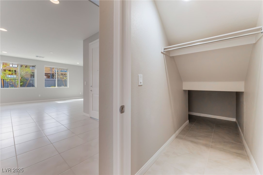 9247 Lunar Phase Street Property Photo 16