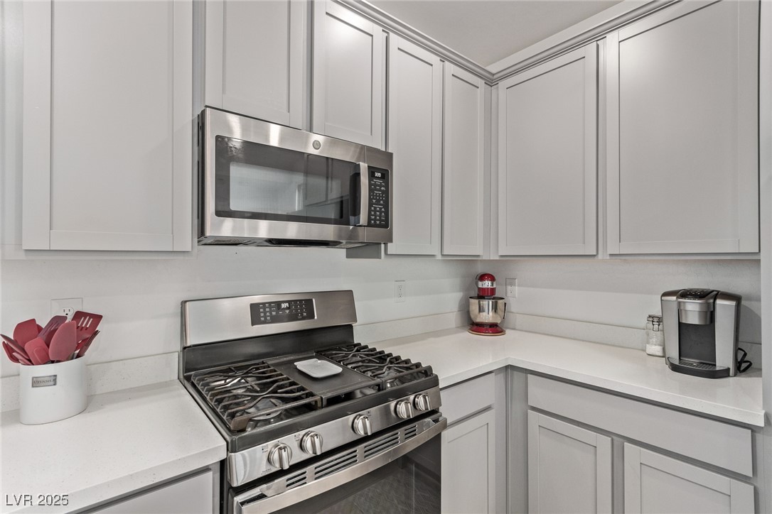 9465 White Fir Grove Court Property Photo 10