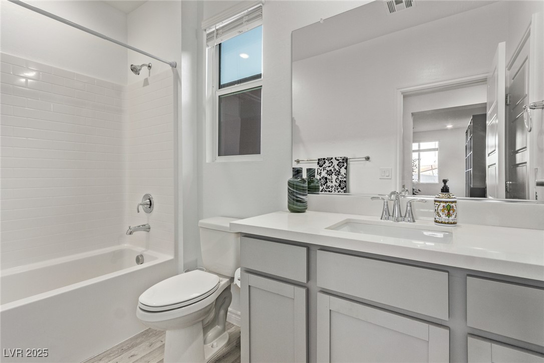 9465 White Fir Grove Court Property Photo 19