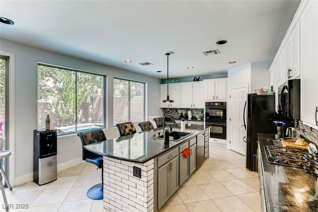 1149 Jerez Court Property Photo 8