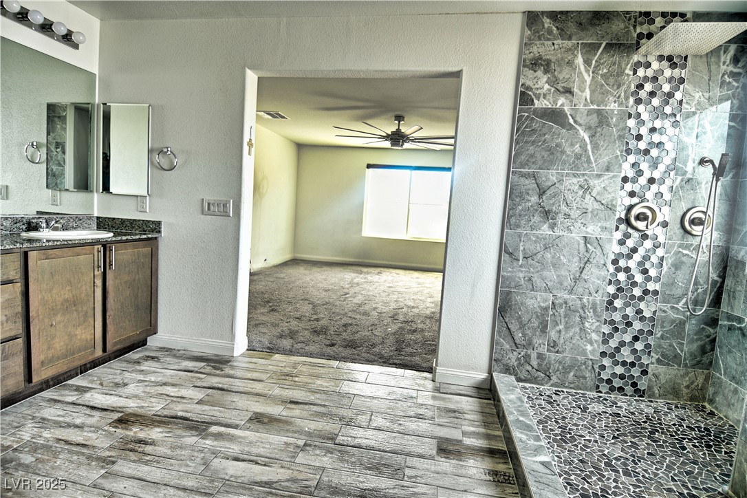 3439 Midnight Shadows Way Property Photo 11