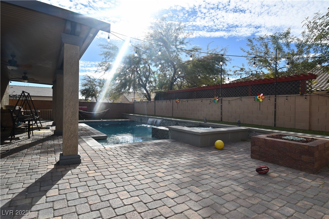 3439 Midnight Shadows Way Property Photo 16