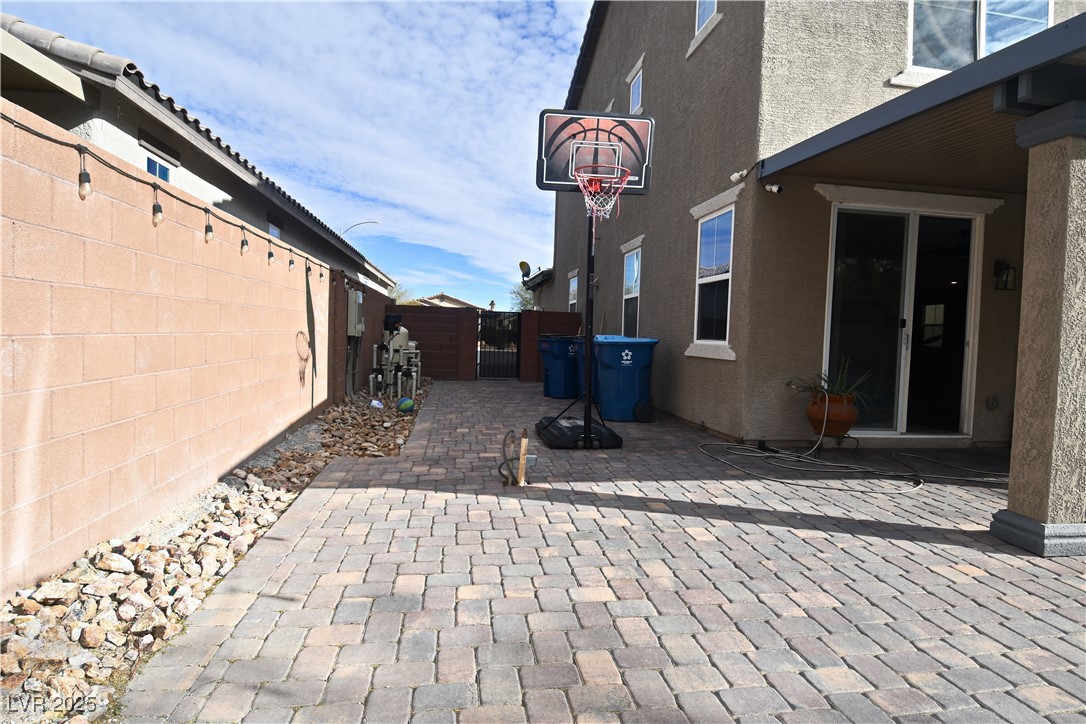 3439 Midnight Shadows Way Property Photo 17