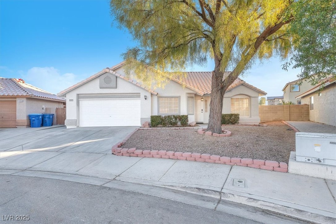 4536 Rolls Royce Road Property Photo 2