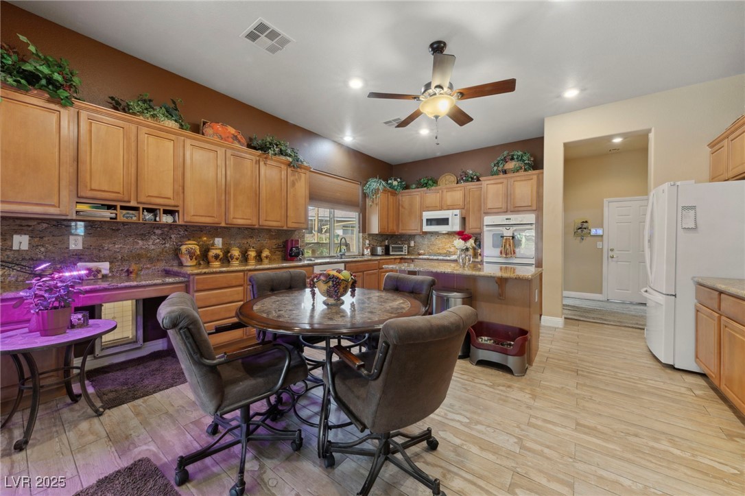 10372 Hawks Wing Street Property Photo 40