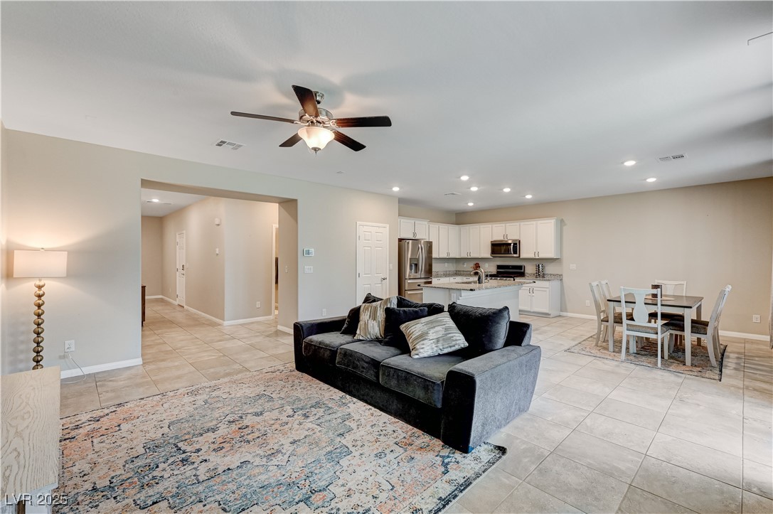 7745 Rosebark Cliffs Street Property Photo 12