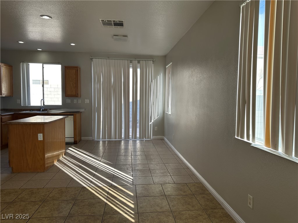 9838 Shadow Grove Avenue Property Photo 6
